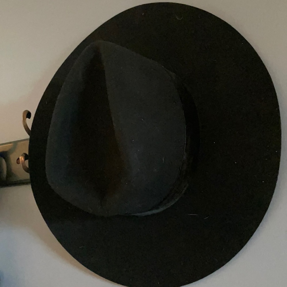 Barely Worn. Collects Too Much Lint For My Liking - image 4